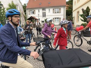 Start der Tour mit Soeren Michelsburg am Alten Rathaus